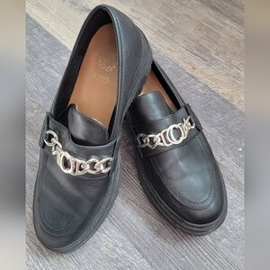 Chaps‎ New without box, Baailey Women’s rubber lug sole penny loafers size 7.5